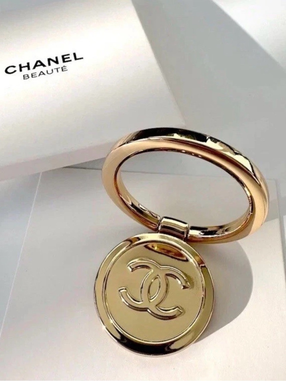 CHANEL Gold CC Compact Ring Grip